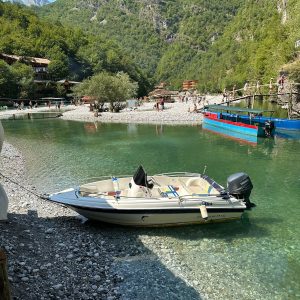 Speedboat